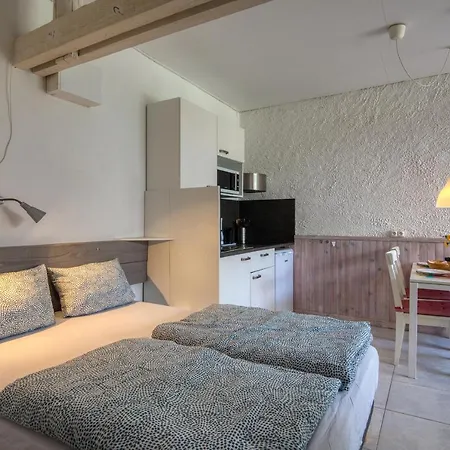 Camping Le Clou Coux-et-Bigaroque-Mouzens Esterno foto