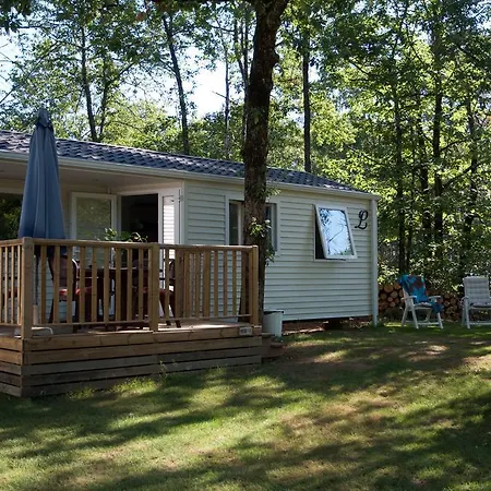 Camping Le Clou Coux-et-Bigaroque-Mouzens Esterno foto