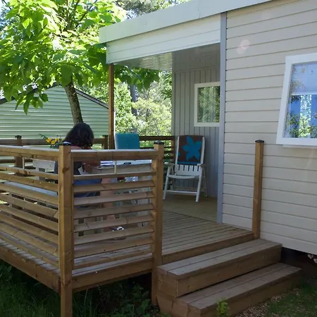Camping Le Clou Coux-et-Bigaroque-Mouzens Esterno foto