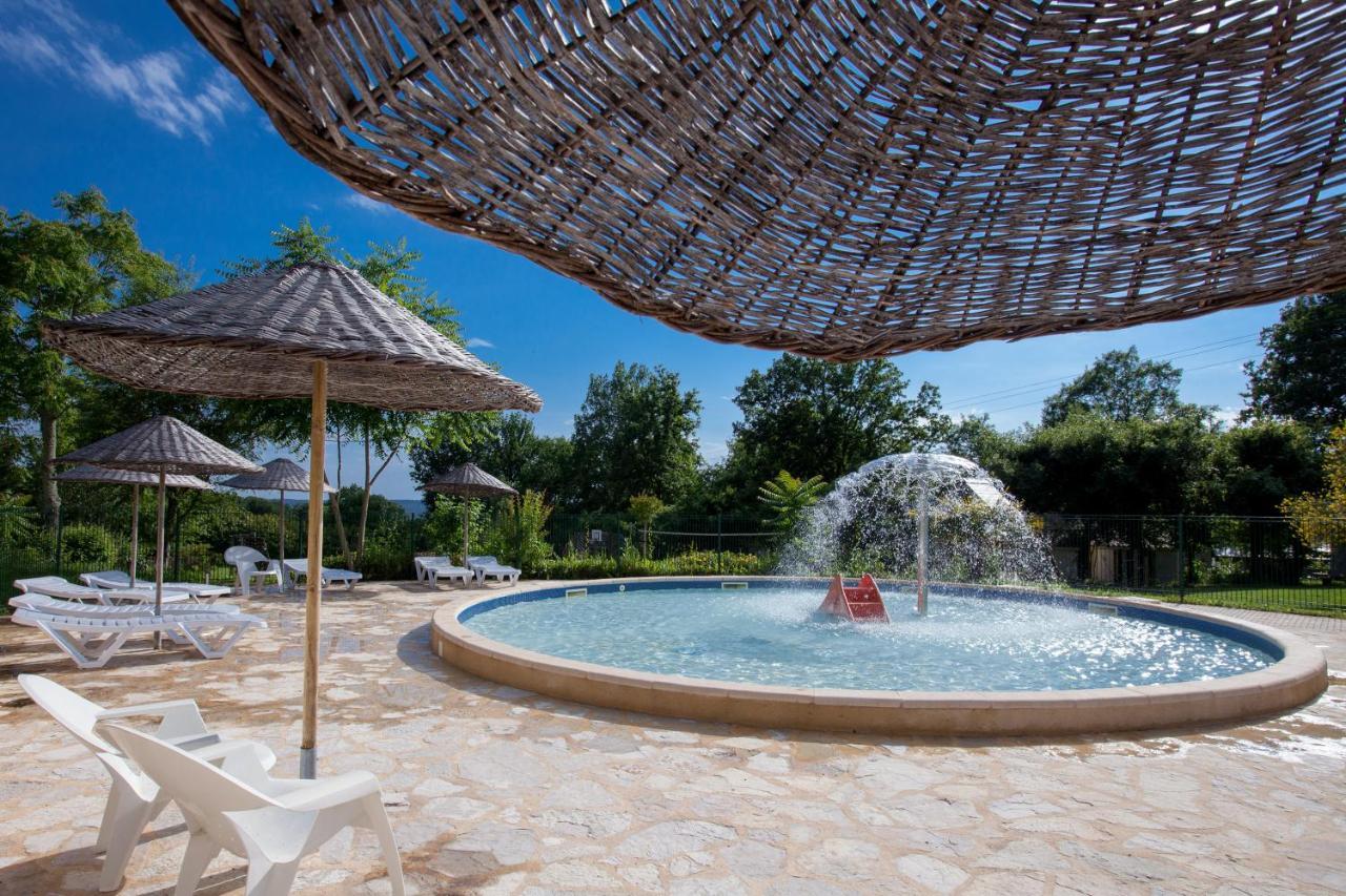Le Clou 4* Coux-et-Bigaroque-Mouzens